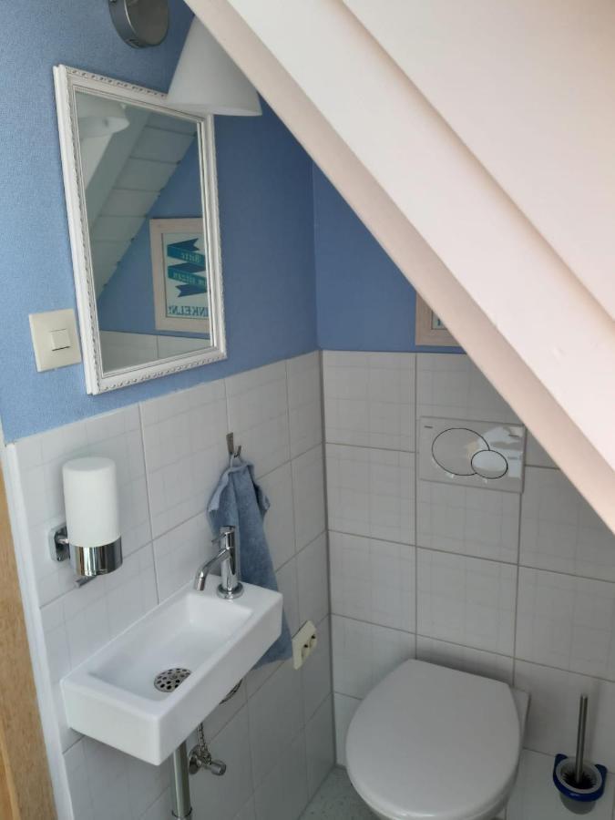 Giebelzimmer Mit Weinbergblick Stetten  エクステリア 写真